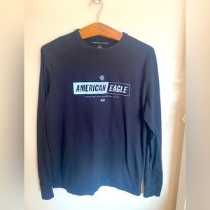 Men’s soft American Eagle long sleeve